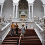 Biblioteca Albertina, lugar de culto a la sabiduría y centro neurálgico de ligues, como en todas partes.