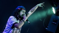 Shabu presenta su nuevo disco rodeado de los pesos pesados del hiphop andaluz Rafael Cabrera, Shabu, se esconde bajo la aterciopelada capucha negra de su chándal minutos antes de comenzar...